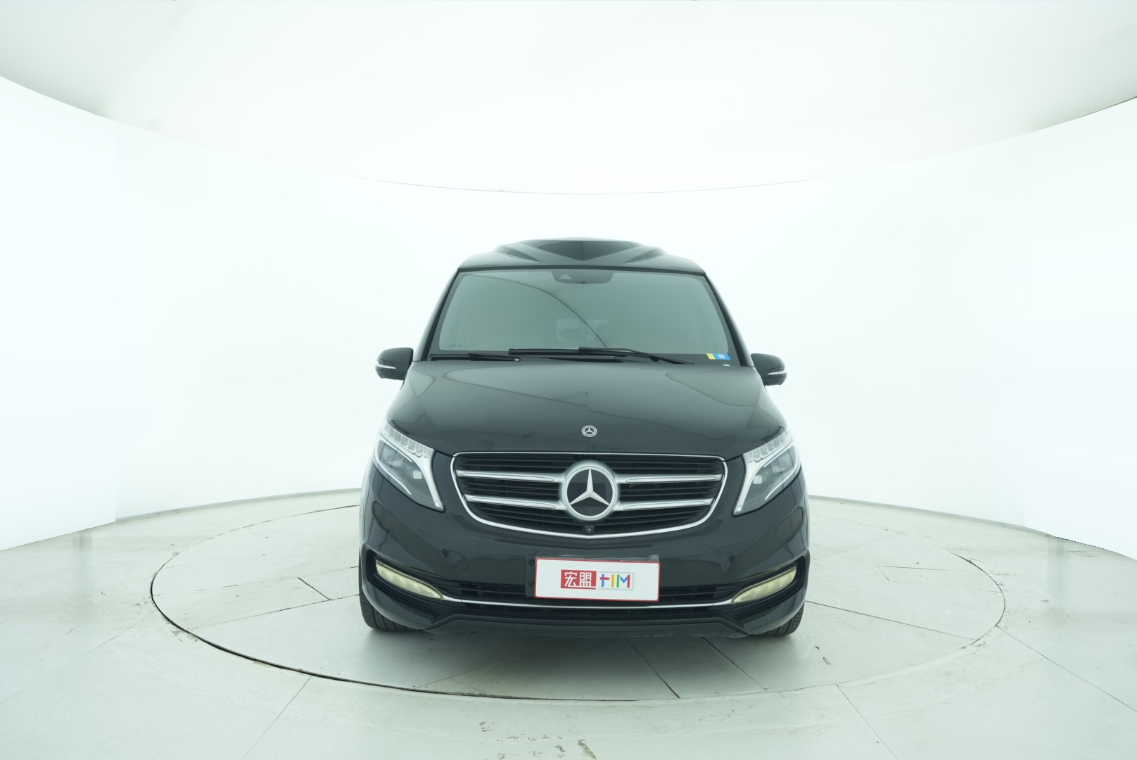 Mercedes Benz V-Class 2018 — фото 9
