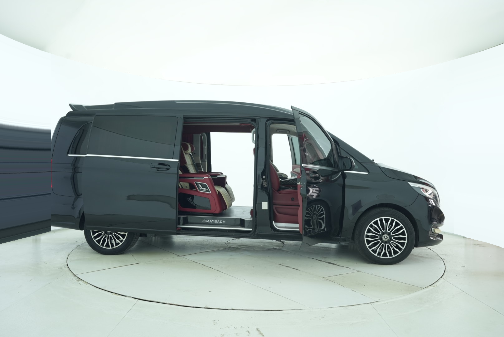 Mercedes Benz V-Class 2018 — фото 12