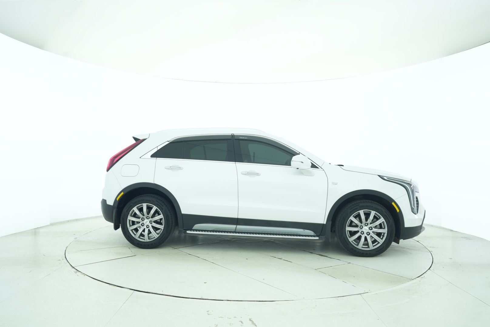 Cadillac XT4 2020 — фото 7