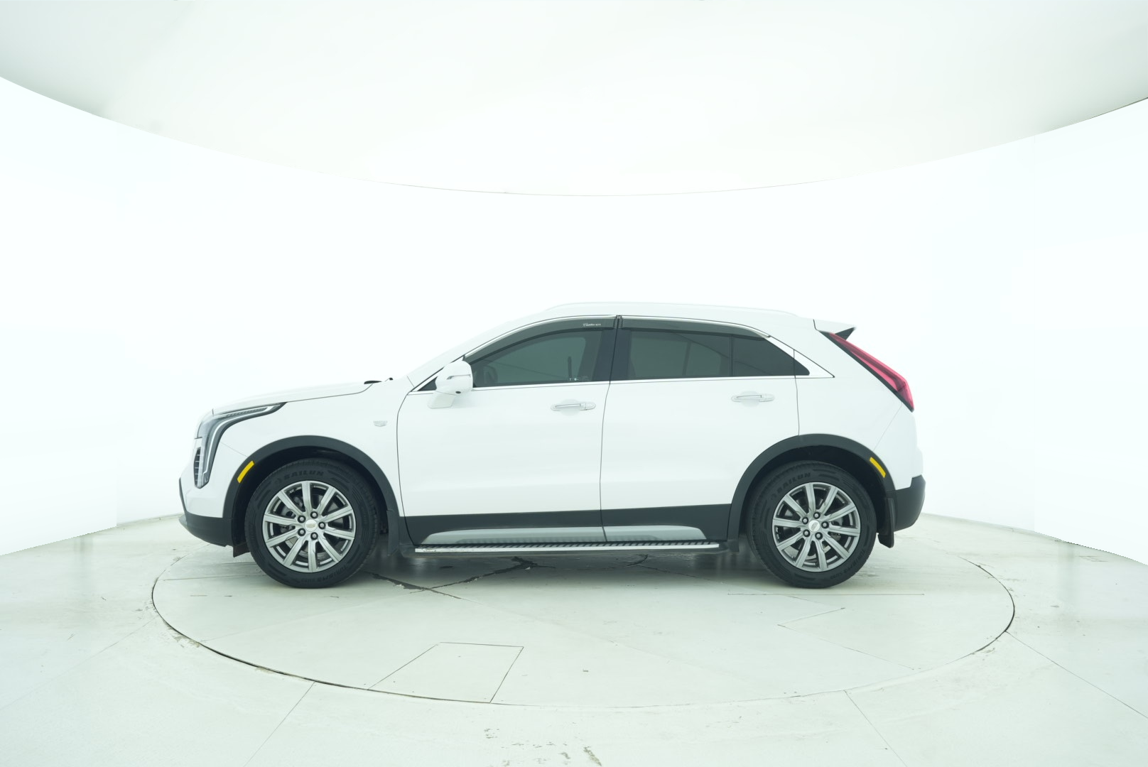 Cadillac XT4 2020 — фото 3