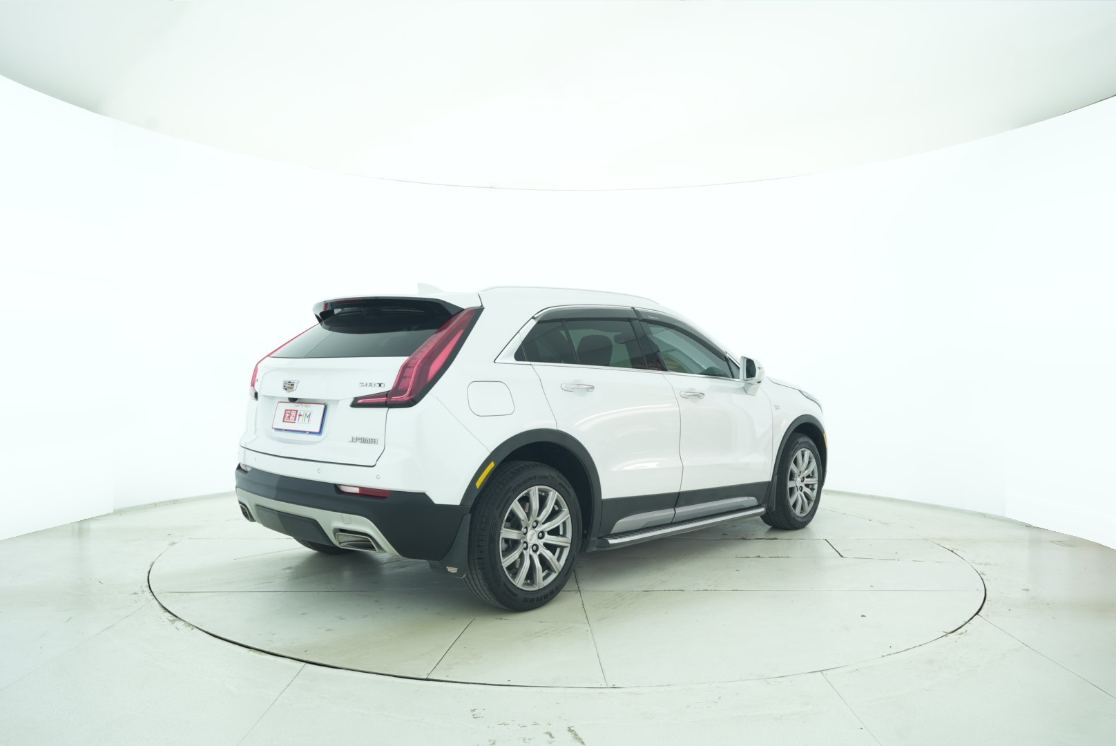 Cadillac XT4 2020 — фото 6