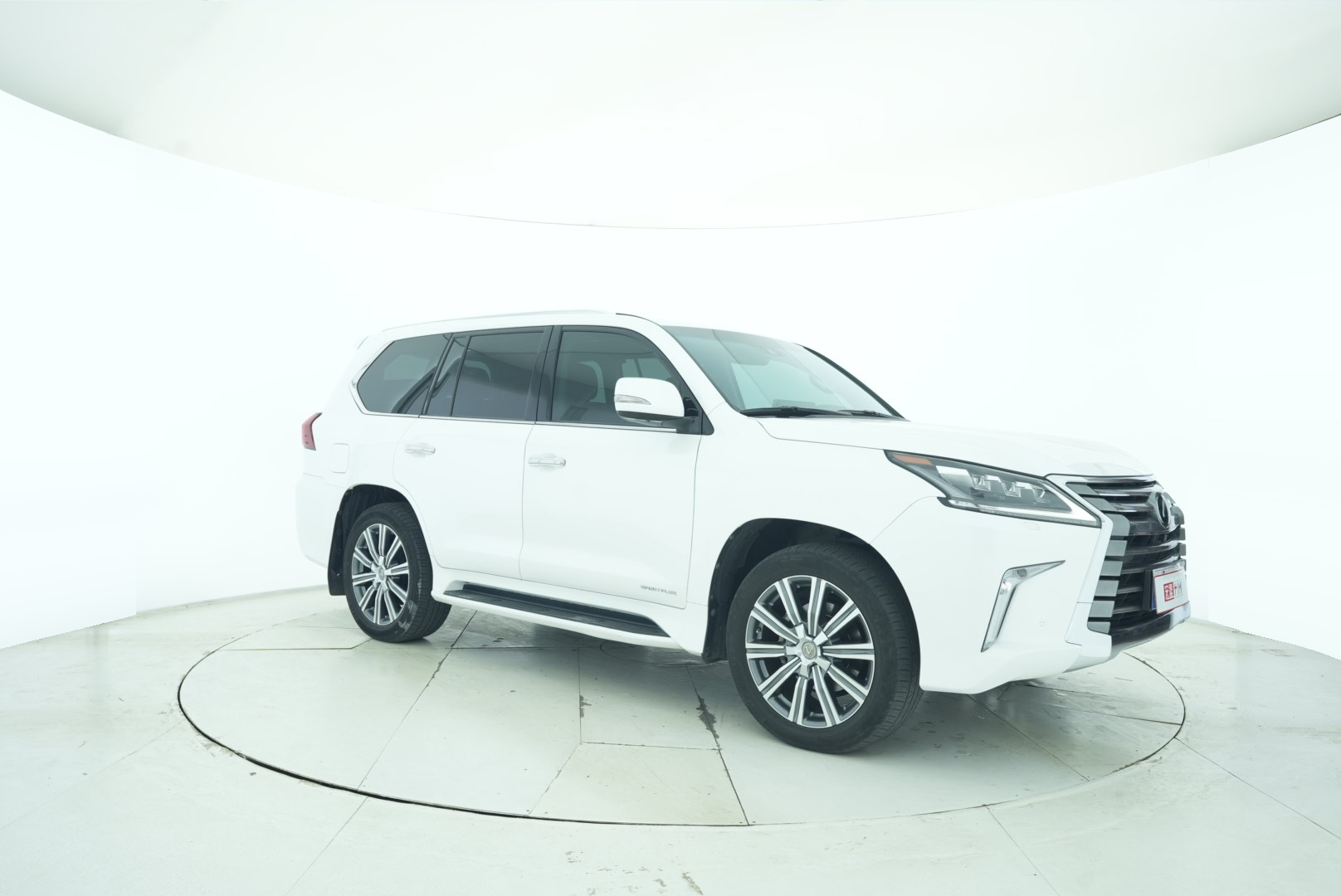 Lexus LX 2016 — фото 8