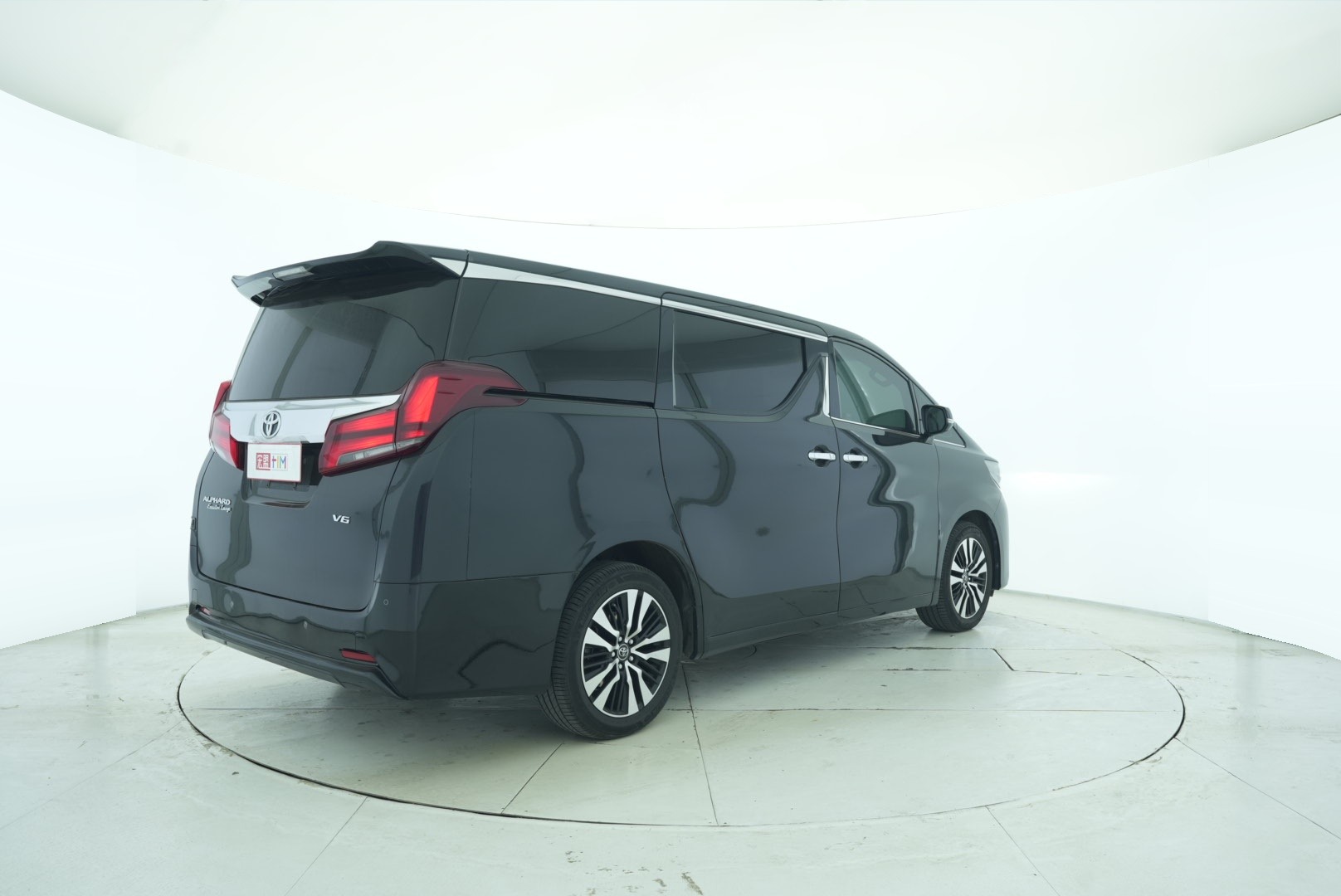 Toyota Elfa 2018 — фото 6