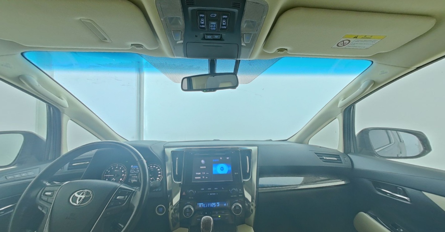 Toyota Elfa 2018 — фото 1