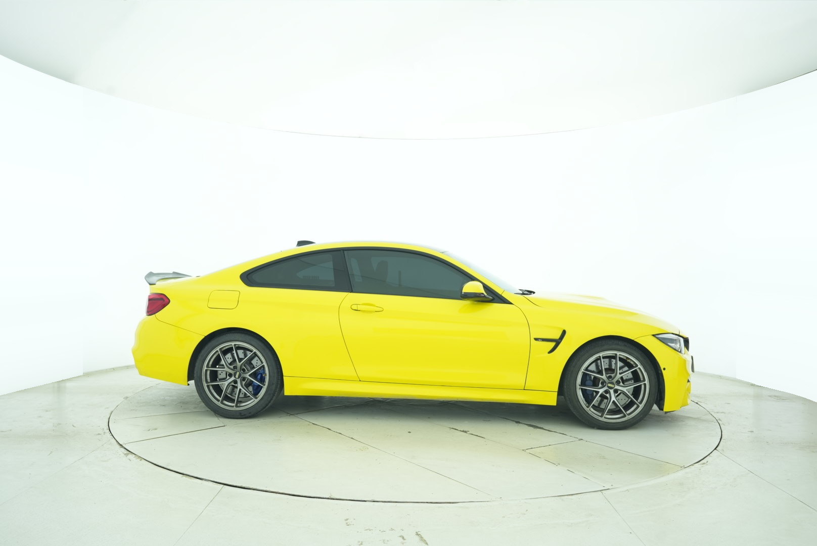 BMW M4 2017 — фото 7