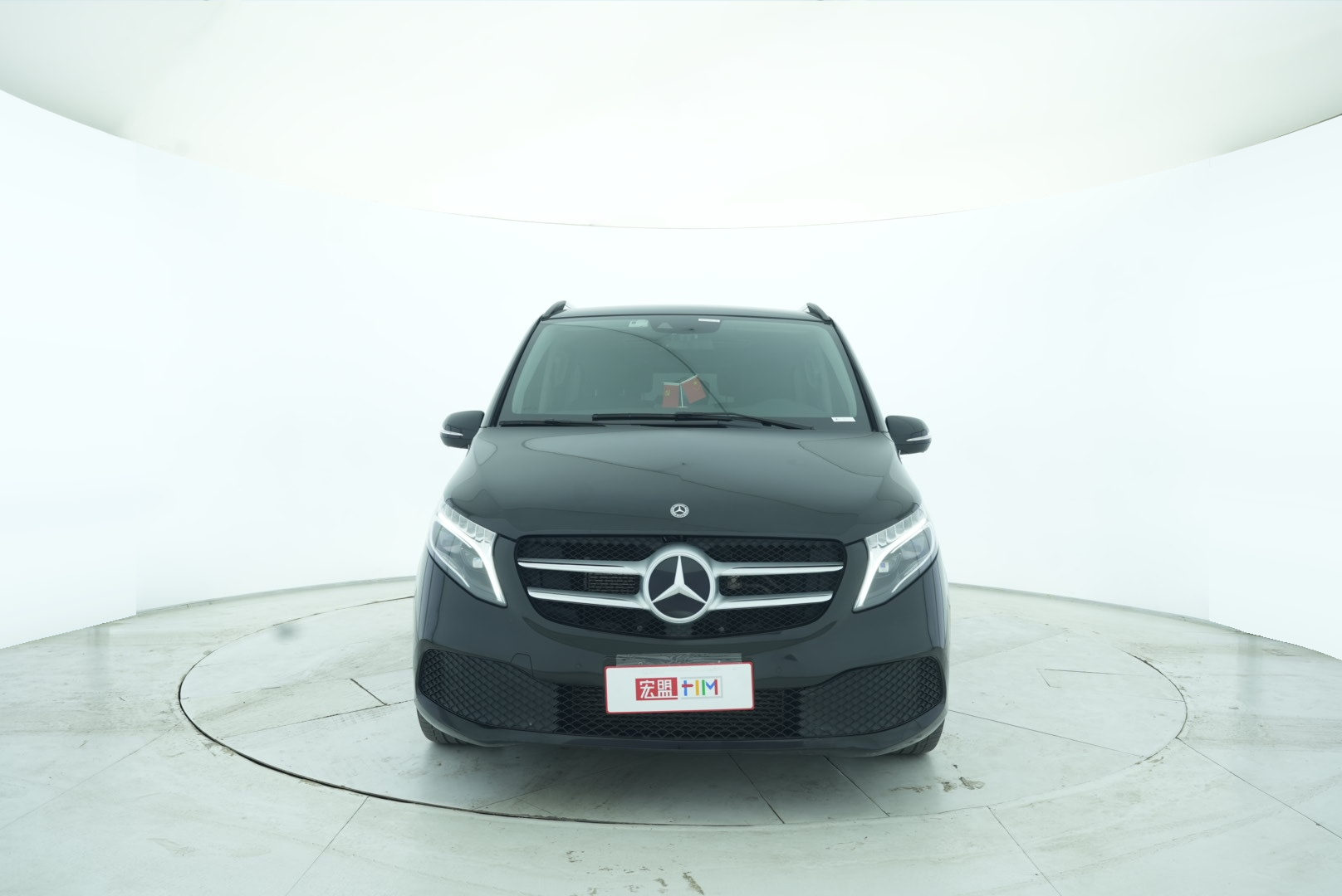 Mercedes Benz V-Class 2018 — фото 9