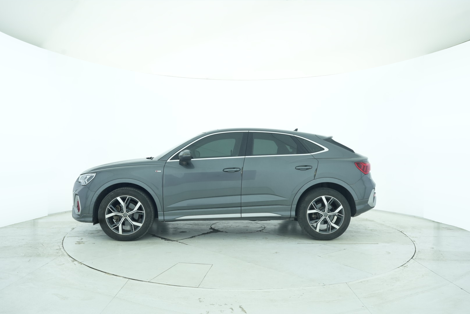 Audi Q3 Sportback 2020 — фото 3