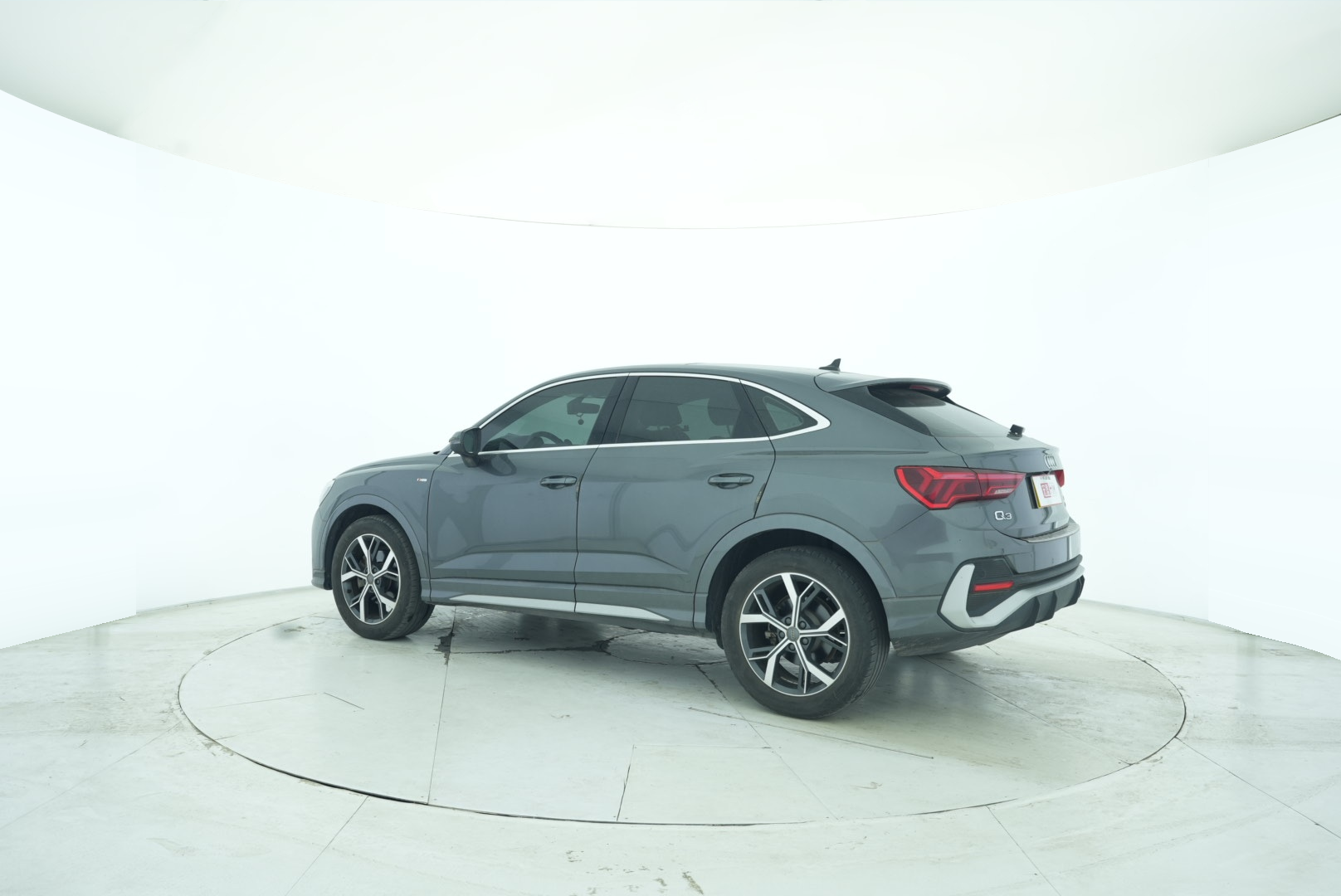 Audi Q3 Sportback 2020 — фото 4