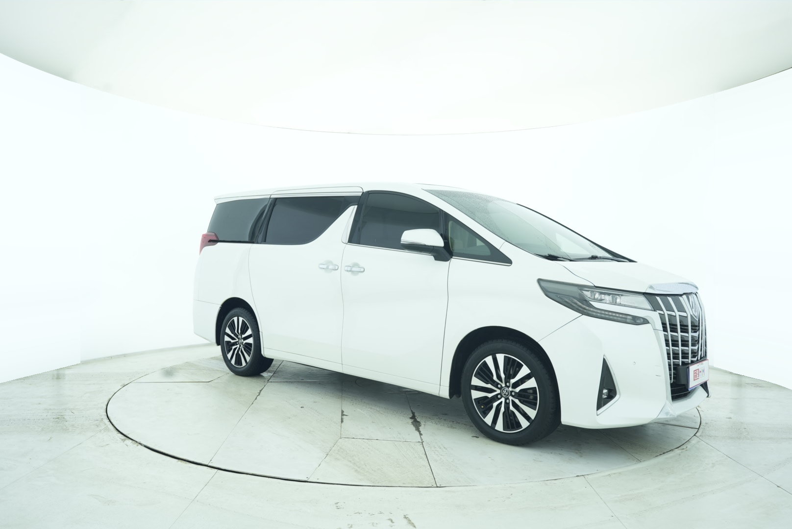 Toyota Elfa 2018 — фото 8