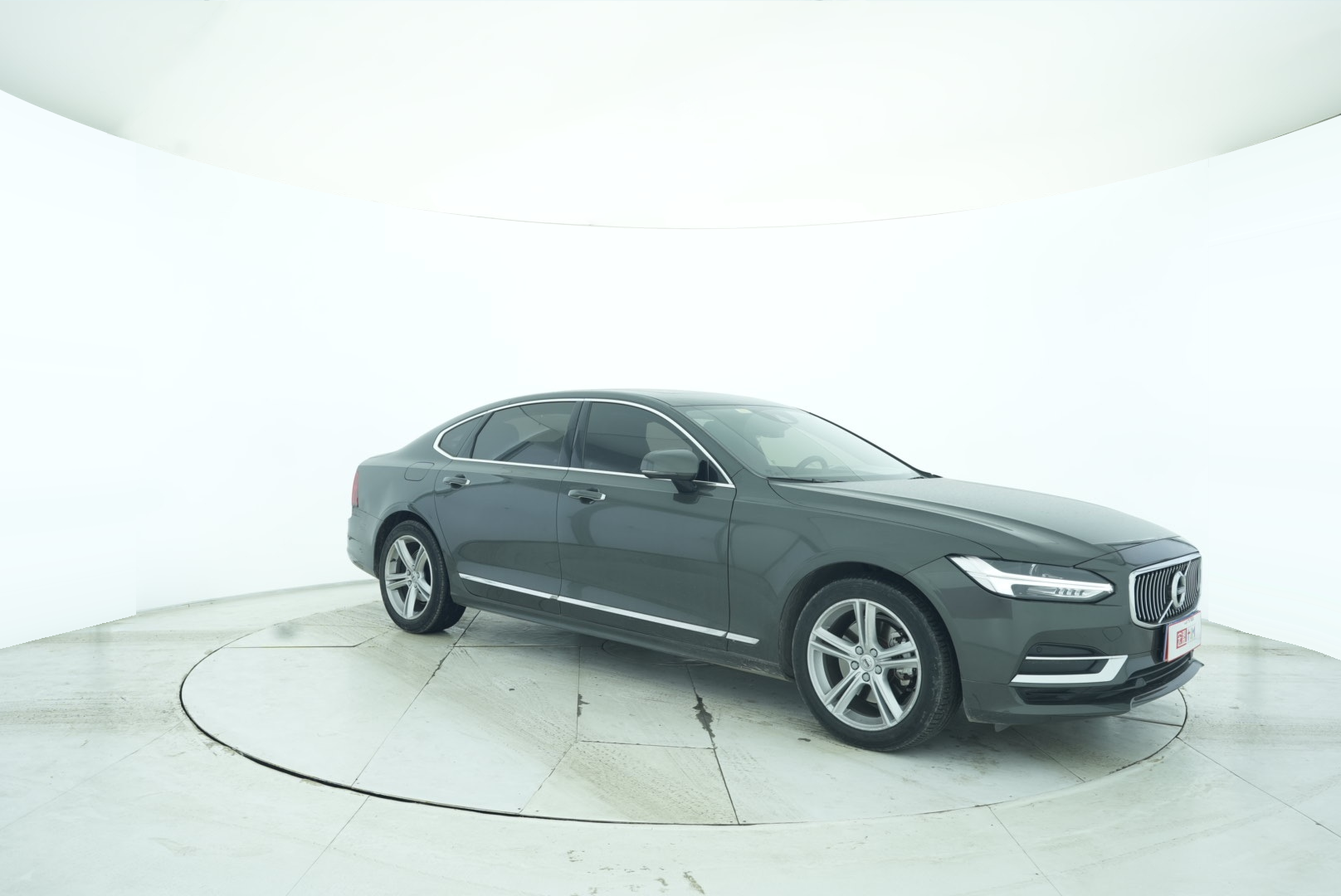 VOLVO S90 2019 — фото 8