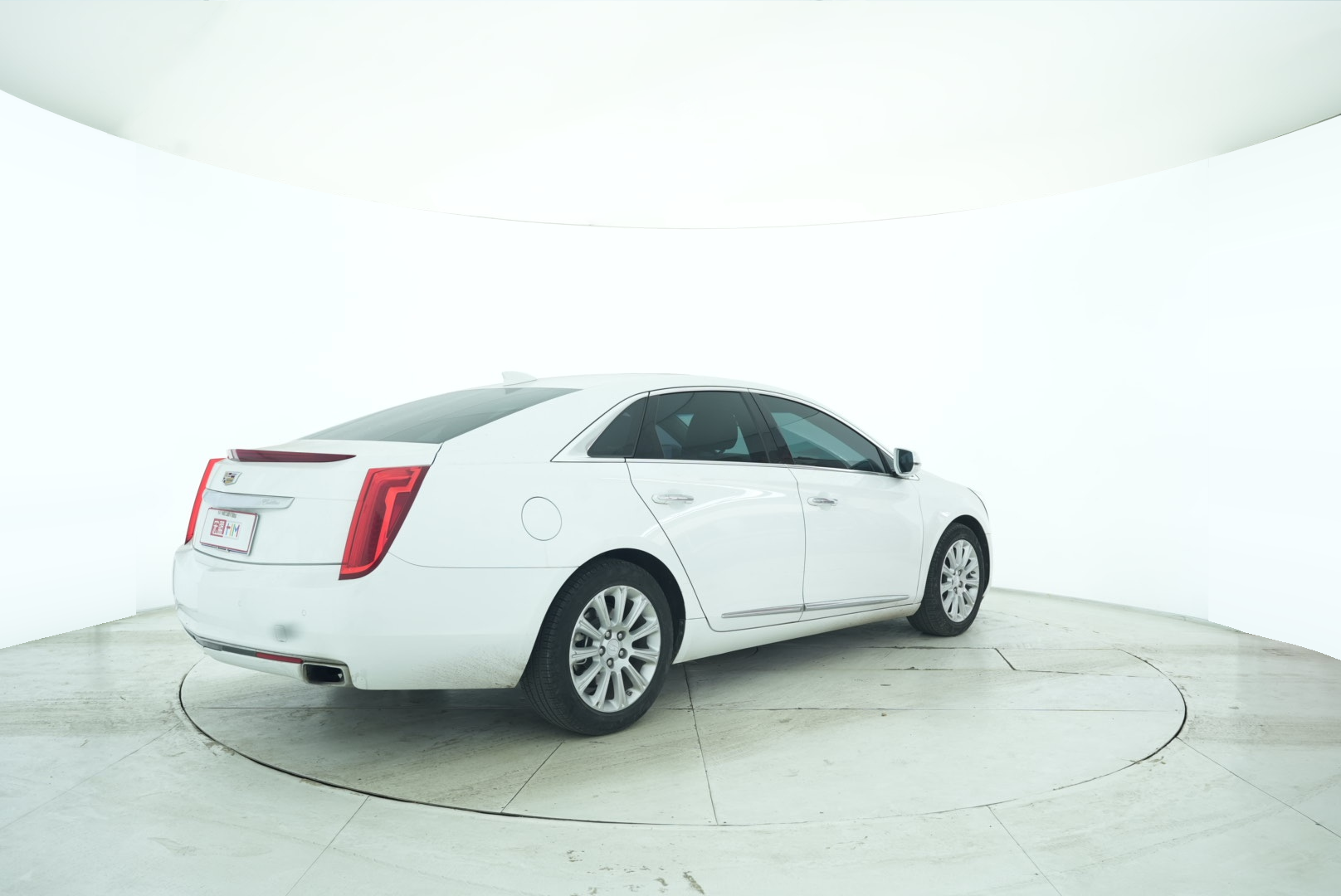 Cadillac XTS 2017 — фото 6