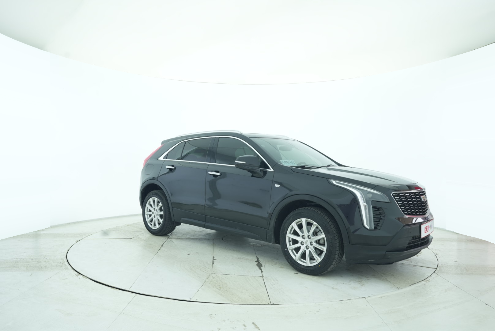 Cadillac XT4 2018 — фото 8