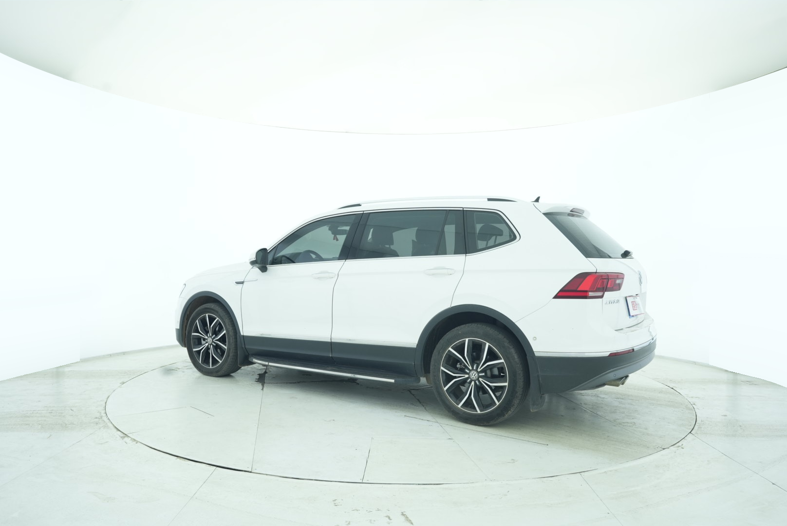 Volkswagen Tiguan L 2020 — фото 4