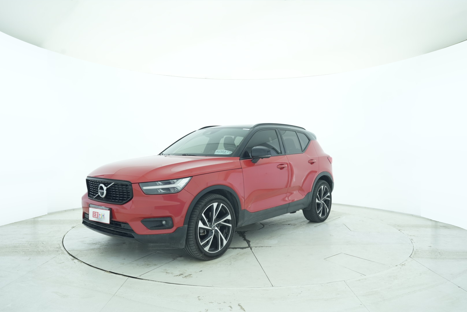 VOLVO XC40 2020 — фото 2
