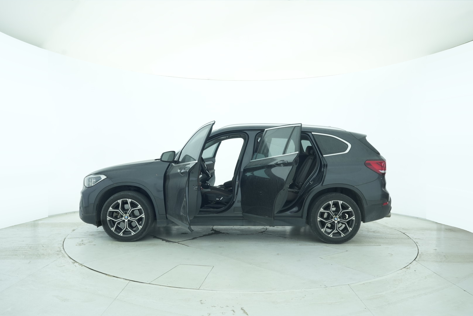 BMW X1 2021 — фото 12
