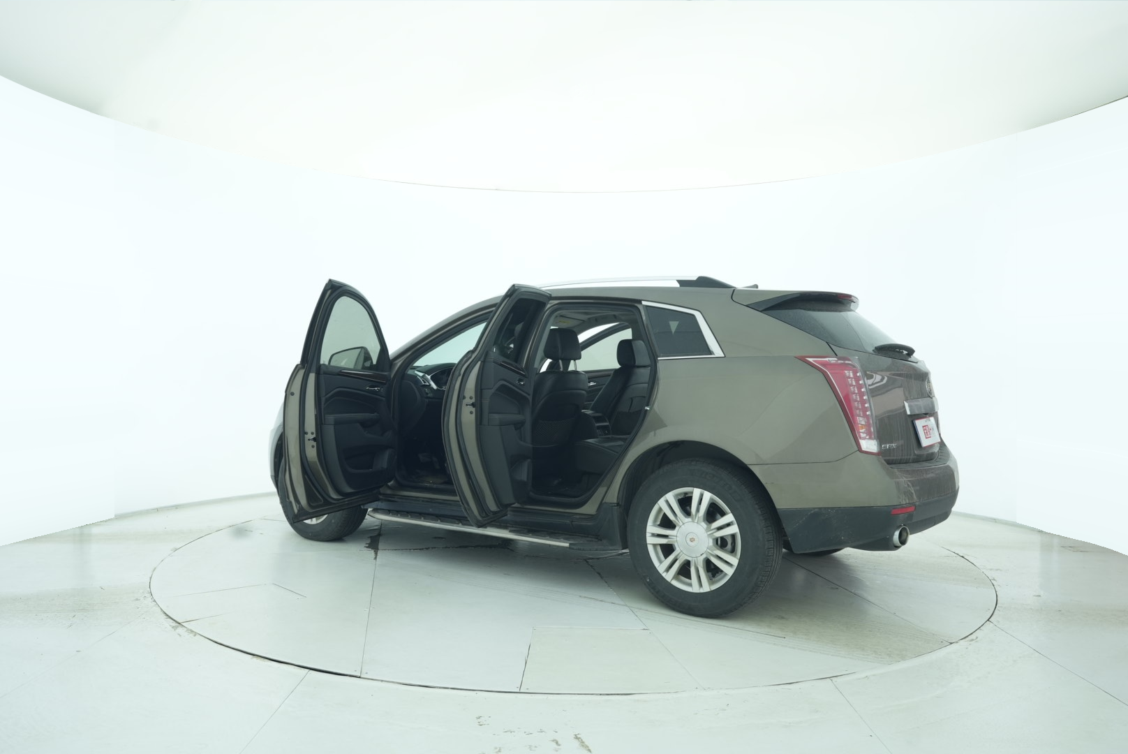 Cadillac SRX 2015 — фото 13