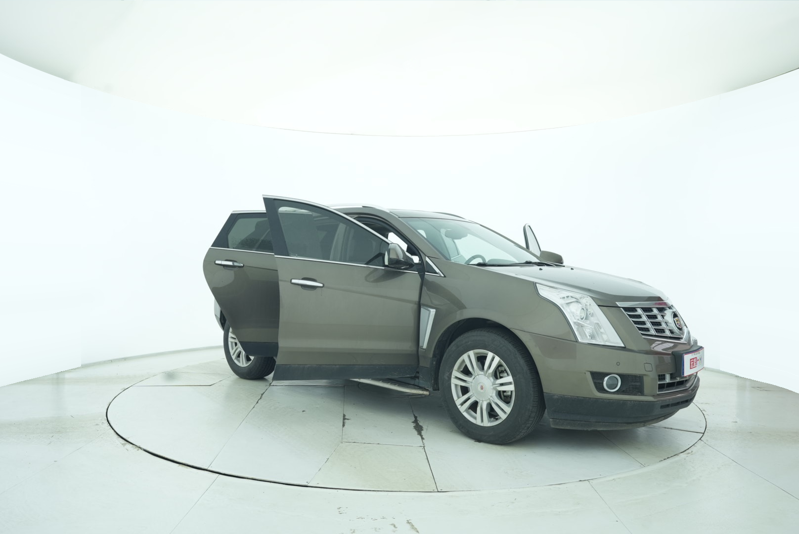 Cadillac SRX 2015 — фото 17