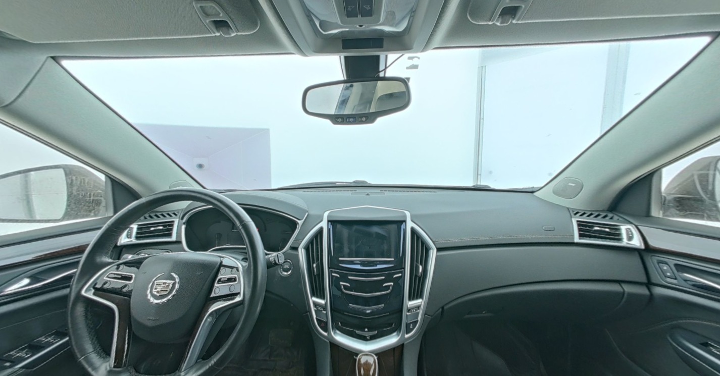 Cadillac SRX 2015 — фото 1