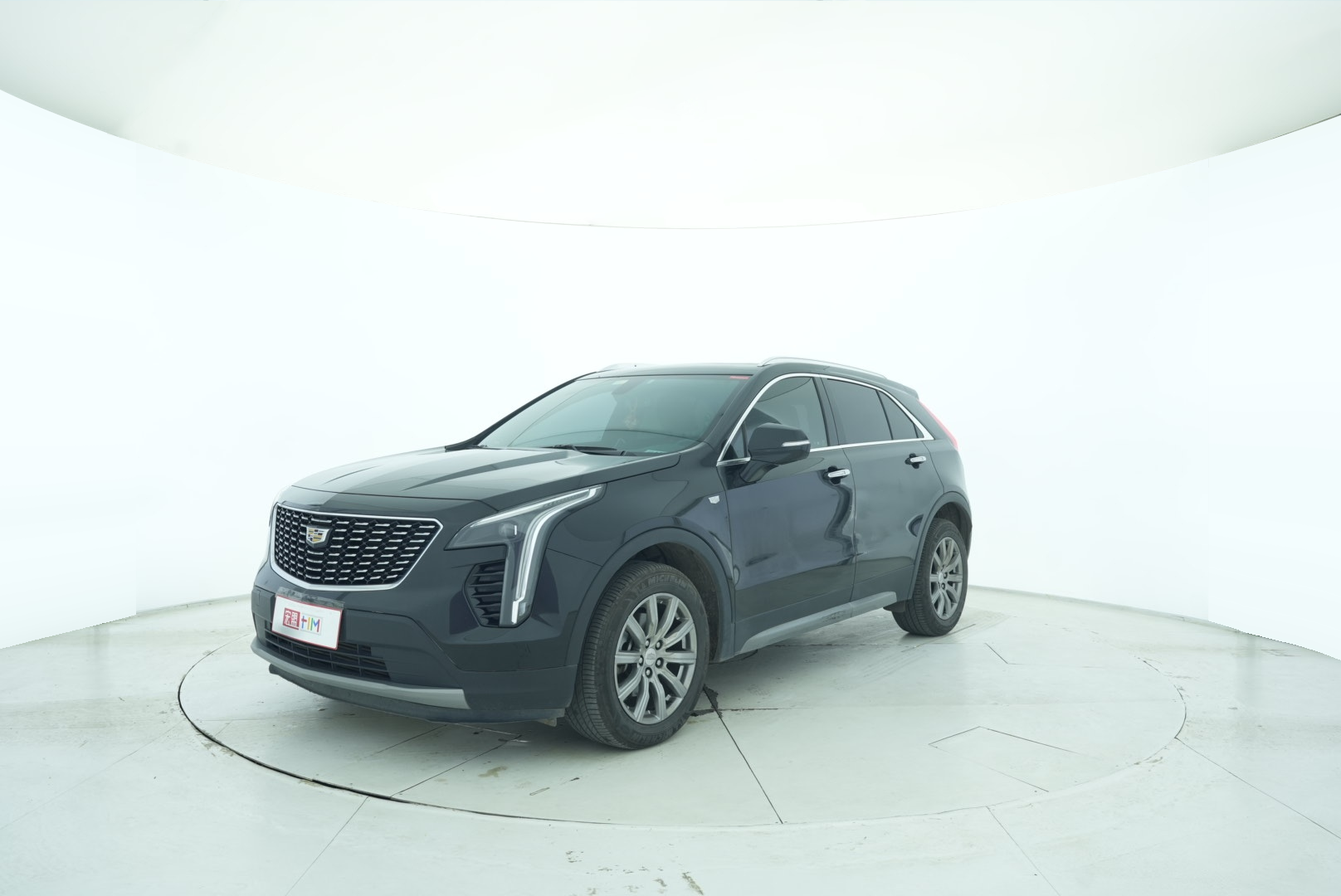 Cadillac XT4 2018 — фото 2