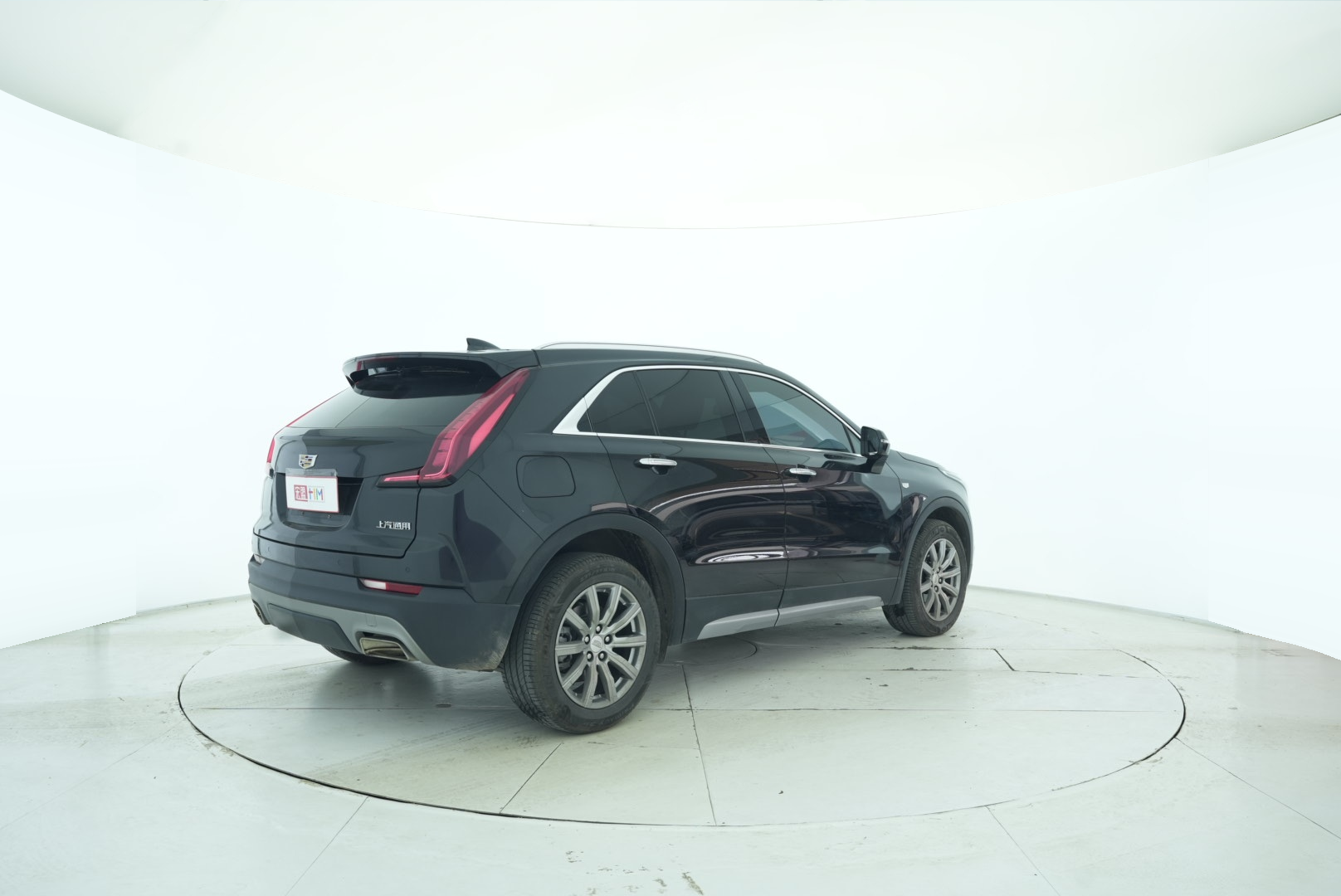 Cadillac XT4 2018 — фото 6
