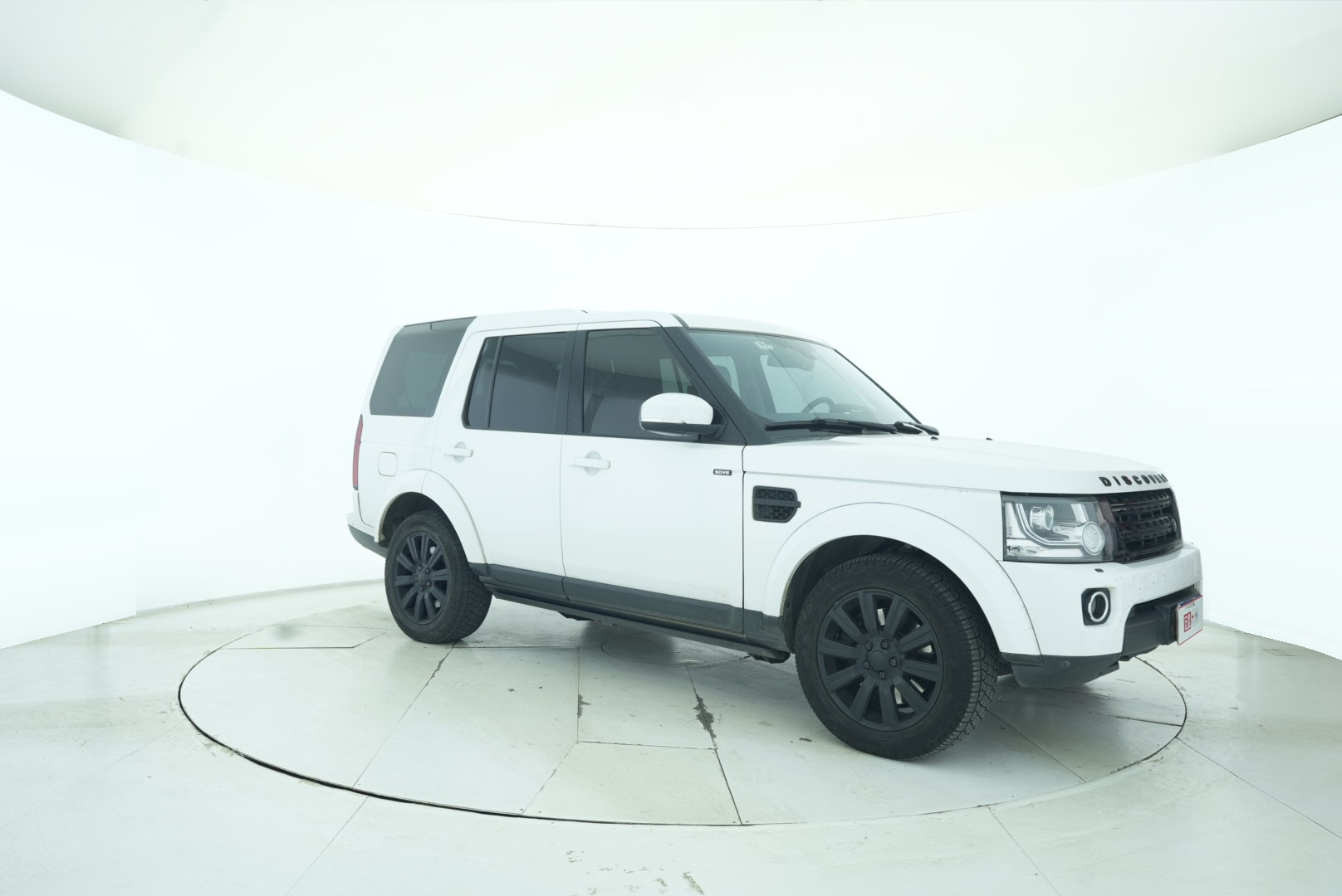 Land Rover Discovery 2015 — фото 8