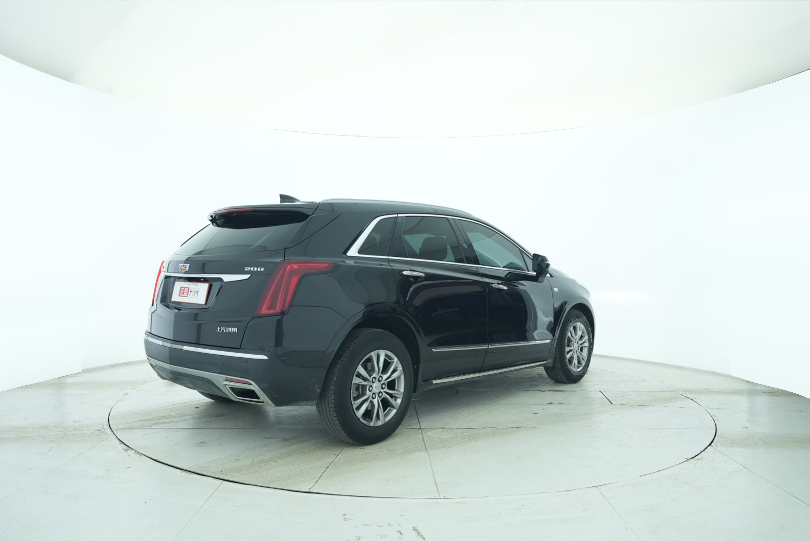 Cadillac XT5 2021 — фото 6