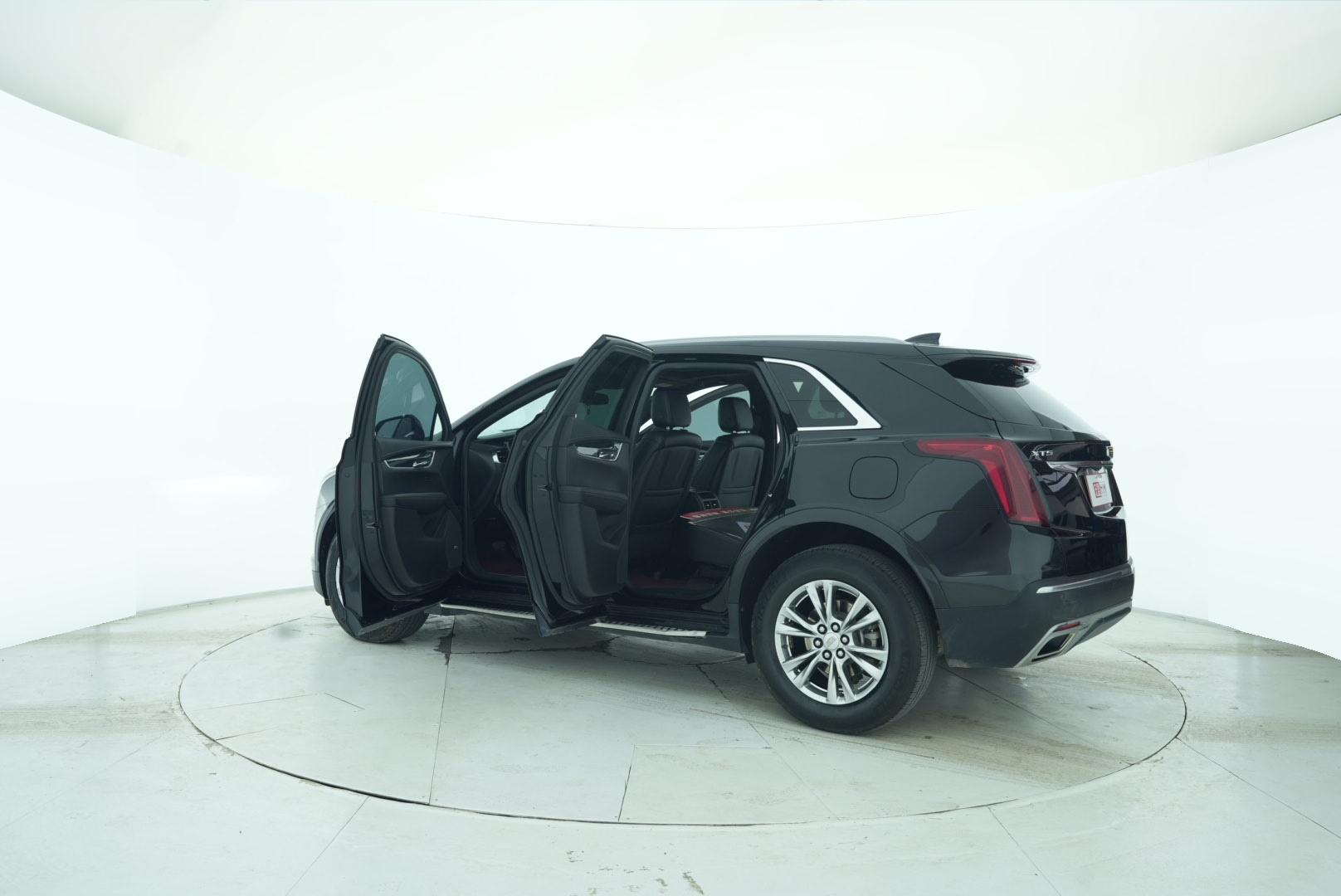 Cadillac XT5 2021 — фото 13
