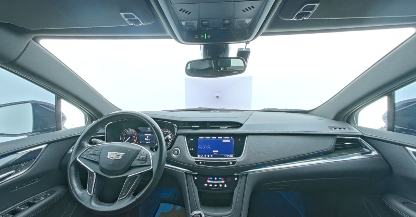 Cadillac XT5 2022 — фото 1