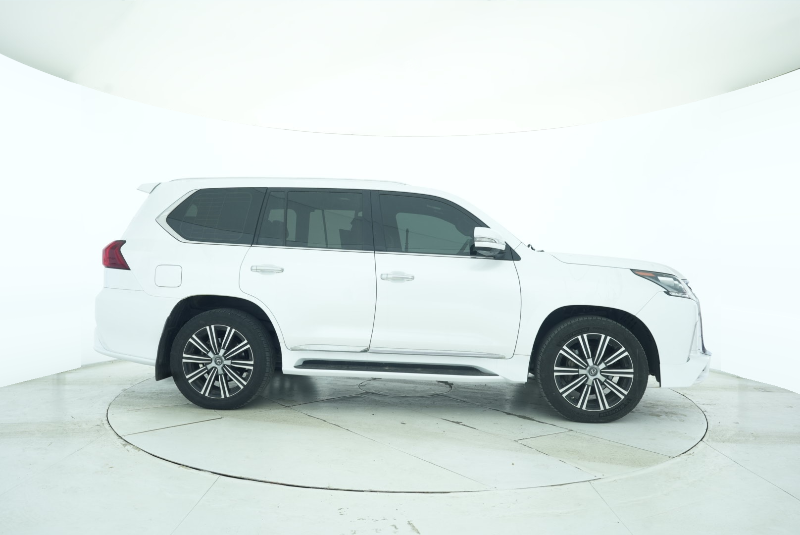 Lexus LX 2015 — фото 7
