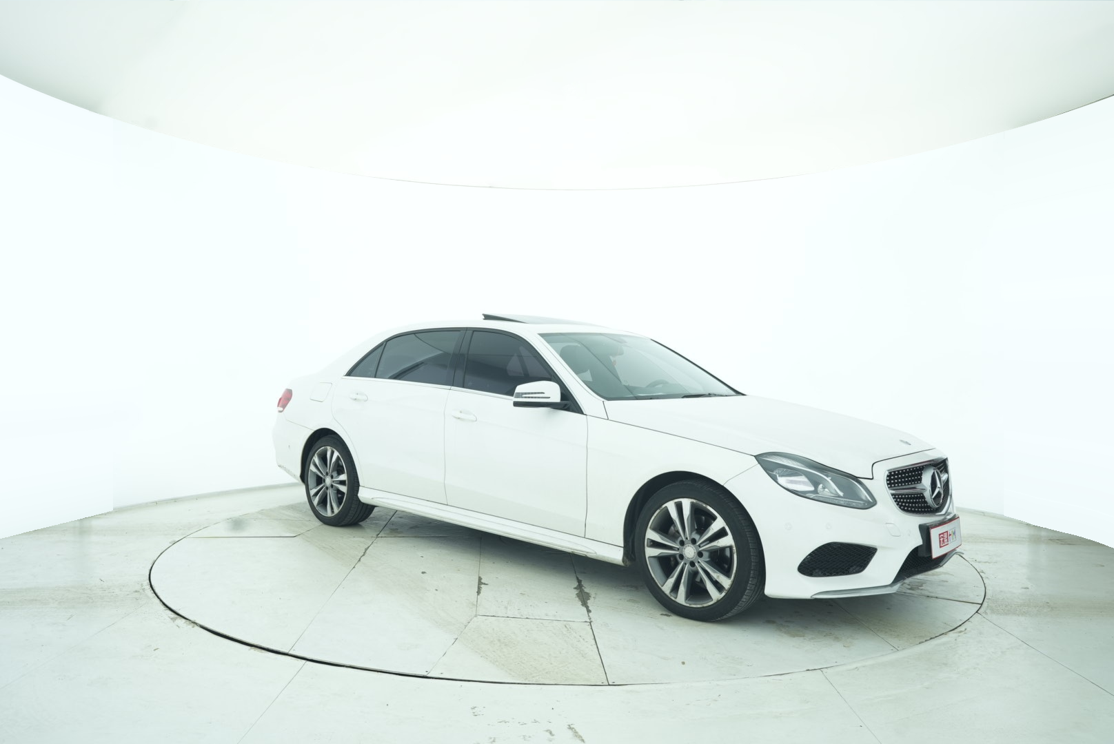 Mercedes Benz E-Class 2015 — фото 8