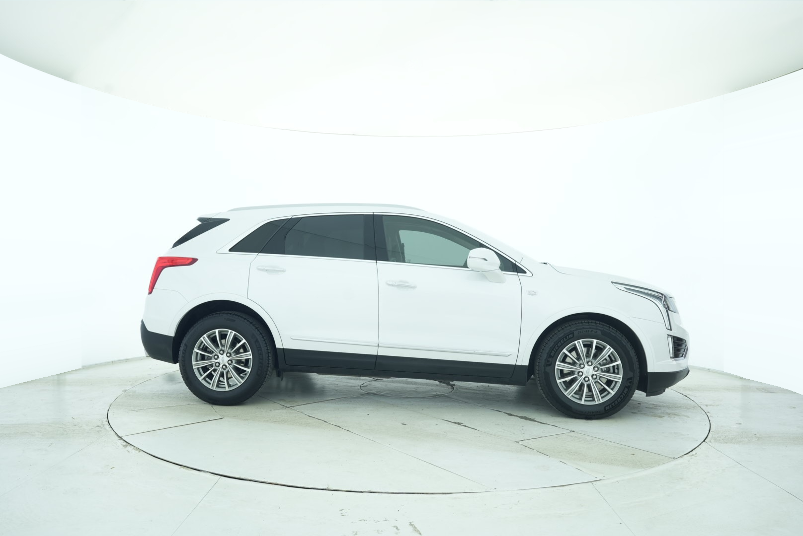 Cadillac XT5 2016 — фото 7