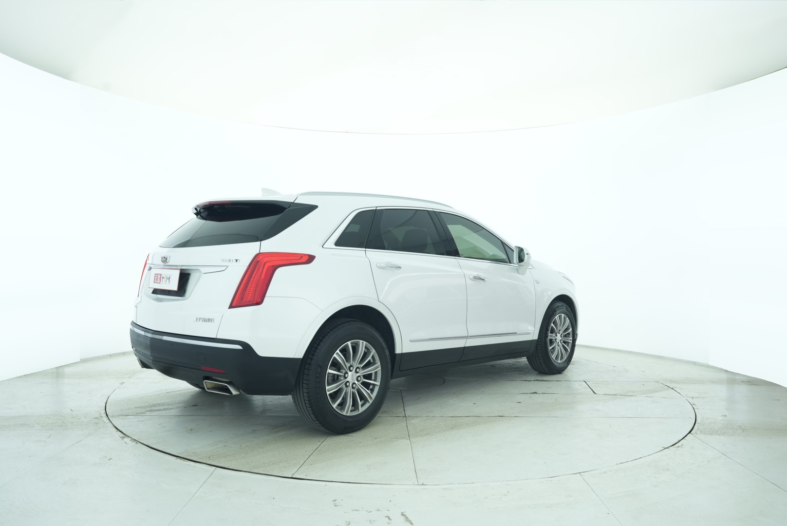 Cadillac XT5 2016 — фото 6