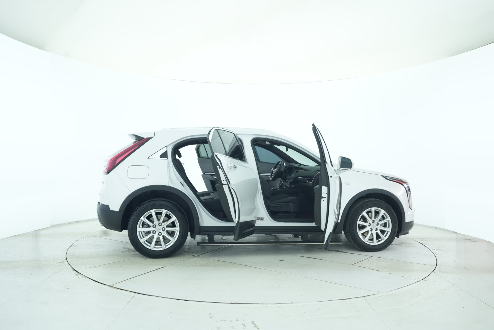 Cadillac XT4 2022 — фото 10