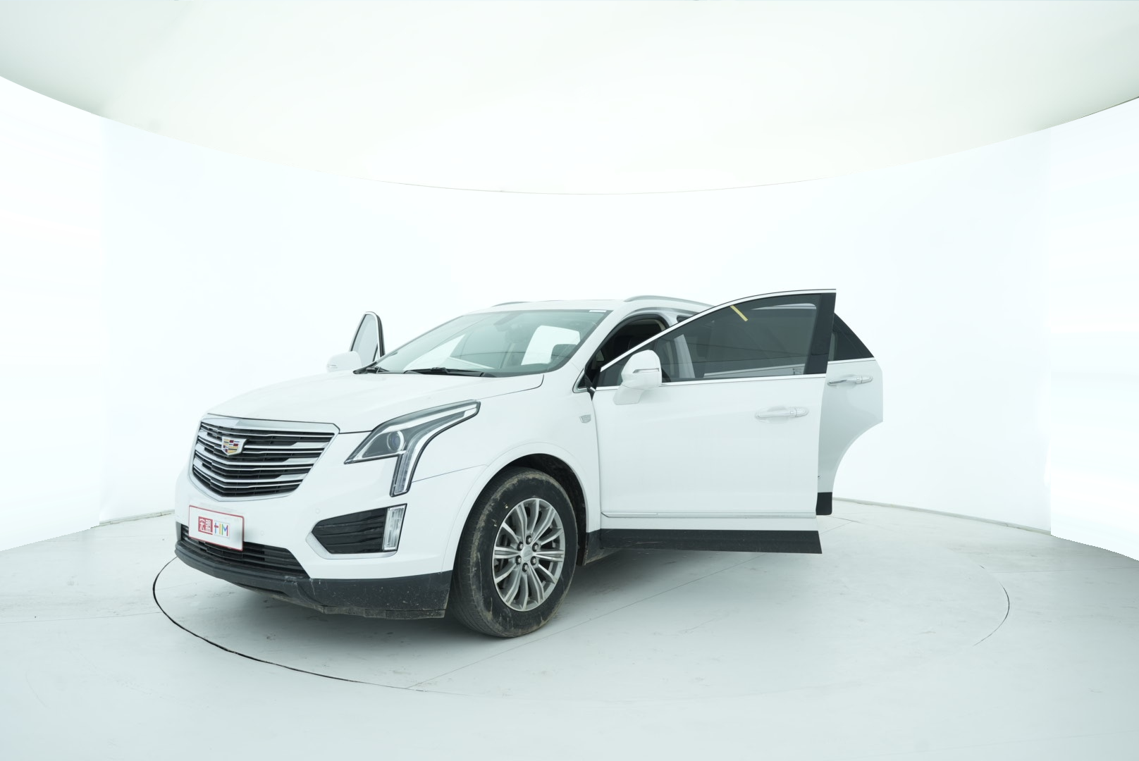 Cadillac XT5 2018 — фото 10