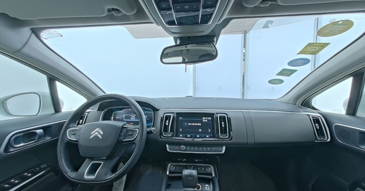 Citroen C6 2017 — фото 1