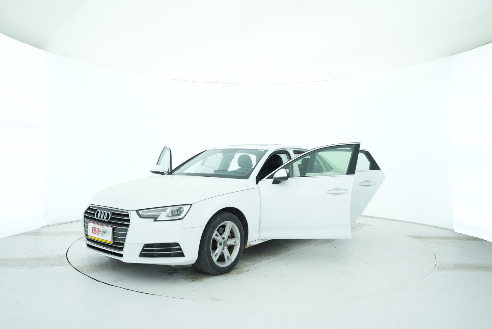 Audi A4L 2018 — фото 10