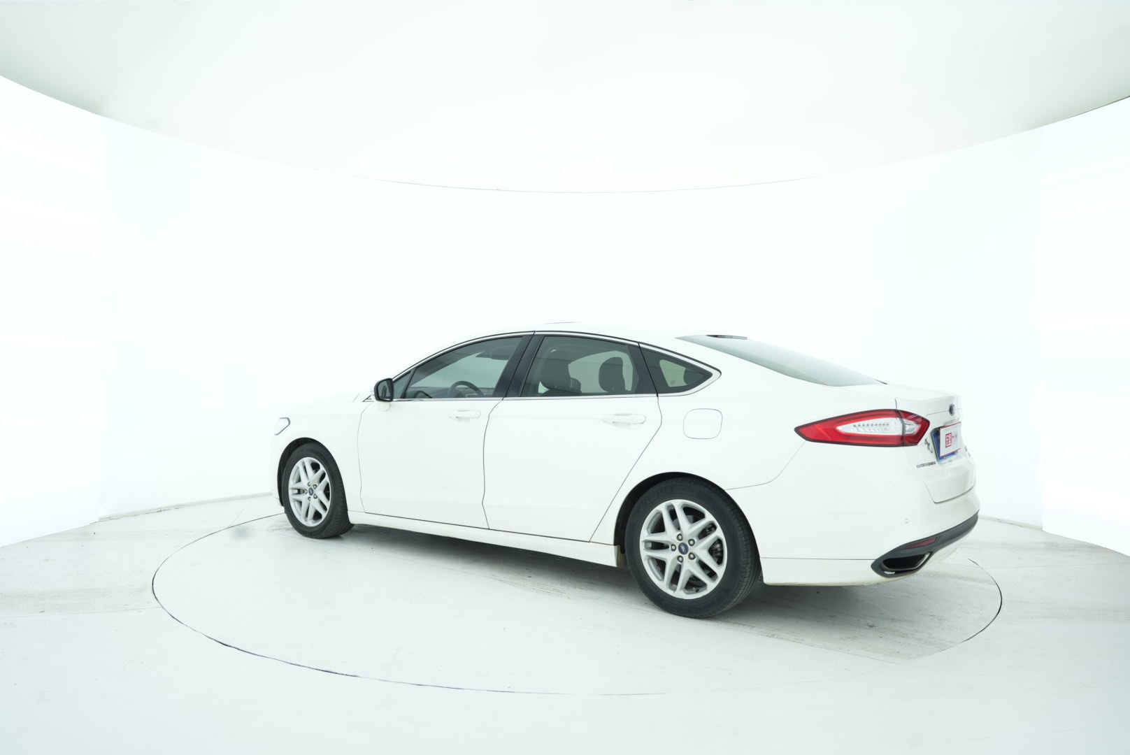 Ford Mondeo 2013 — фото 4