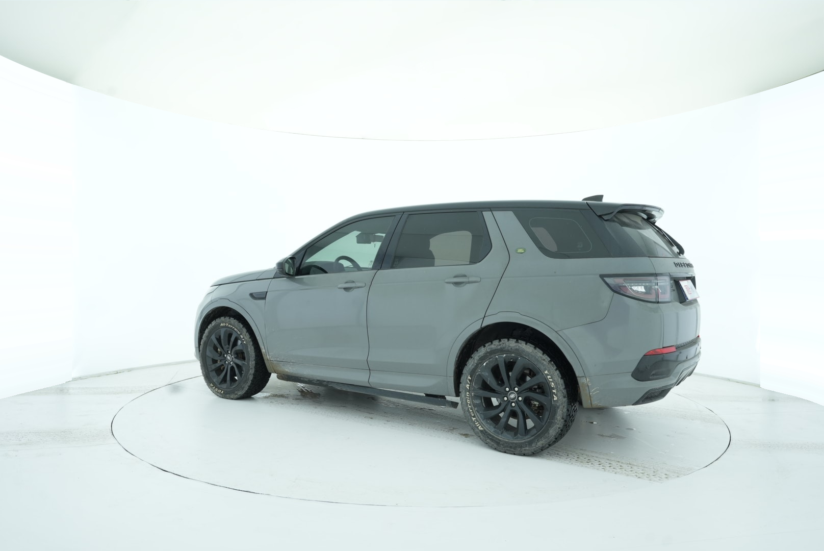 Land Rover Discover the Sports Version 2020 — фото 4