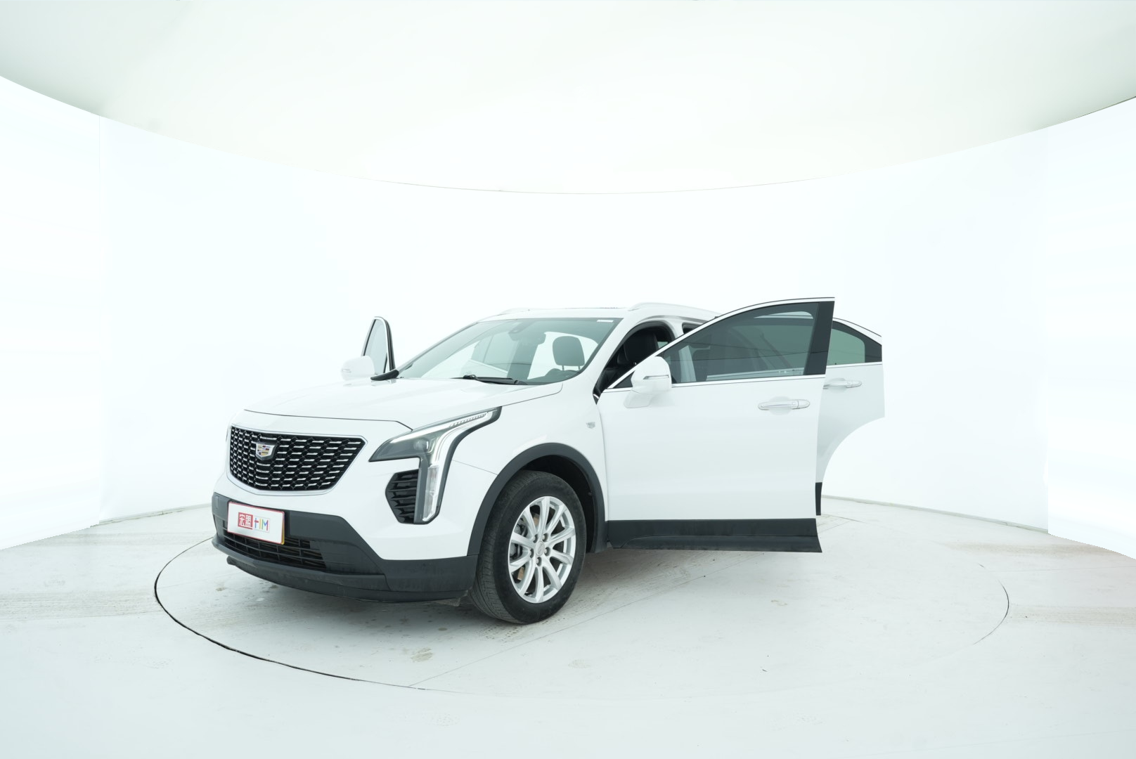 Cadillac XT4 2021 — фото 11