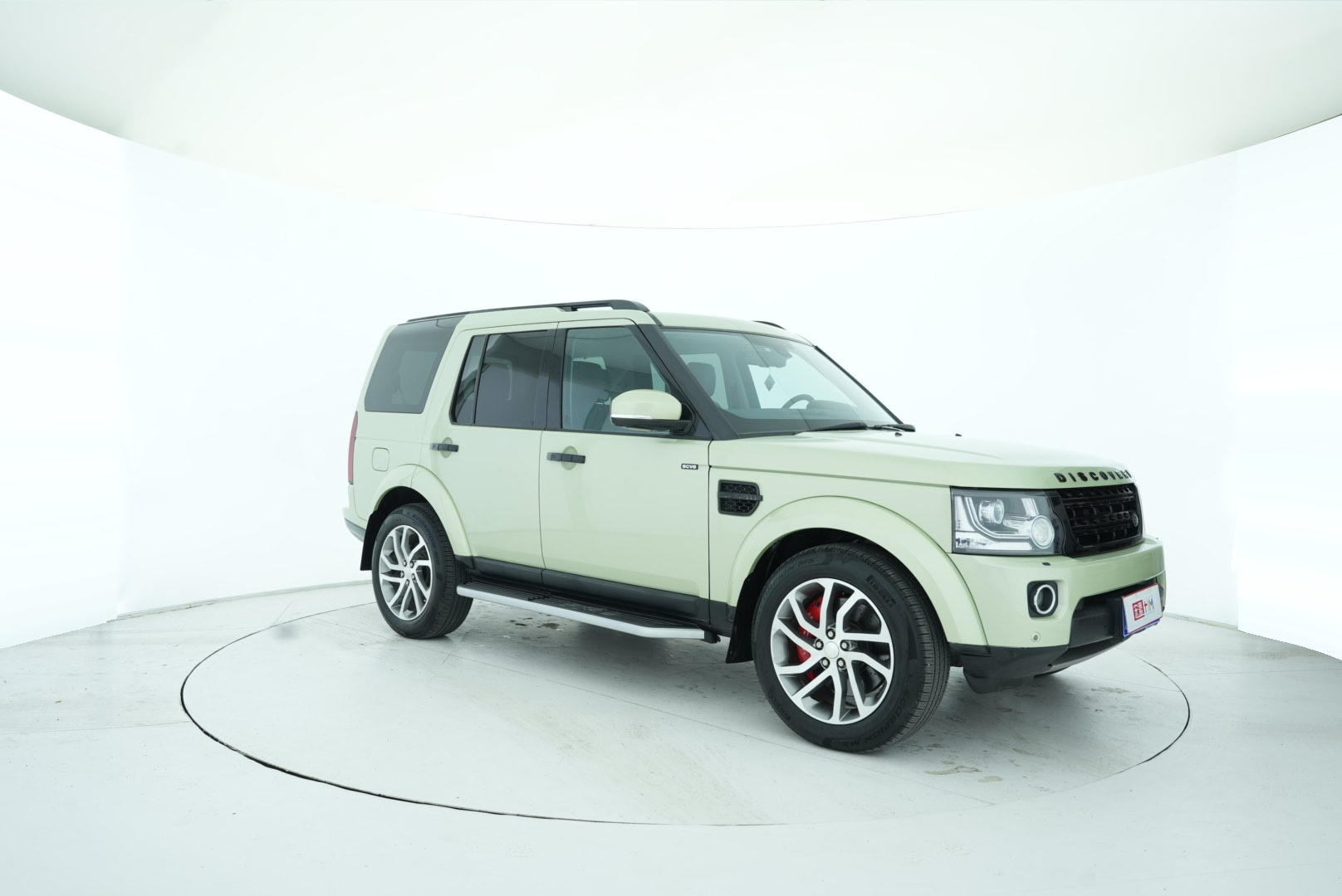 Land Rover Discovery 2014 — фото 8