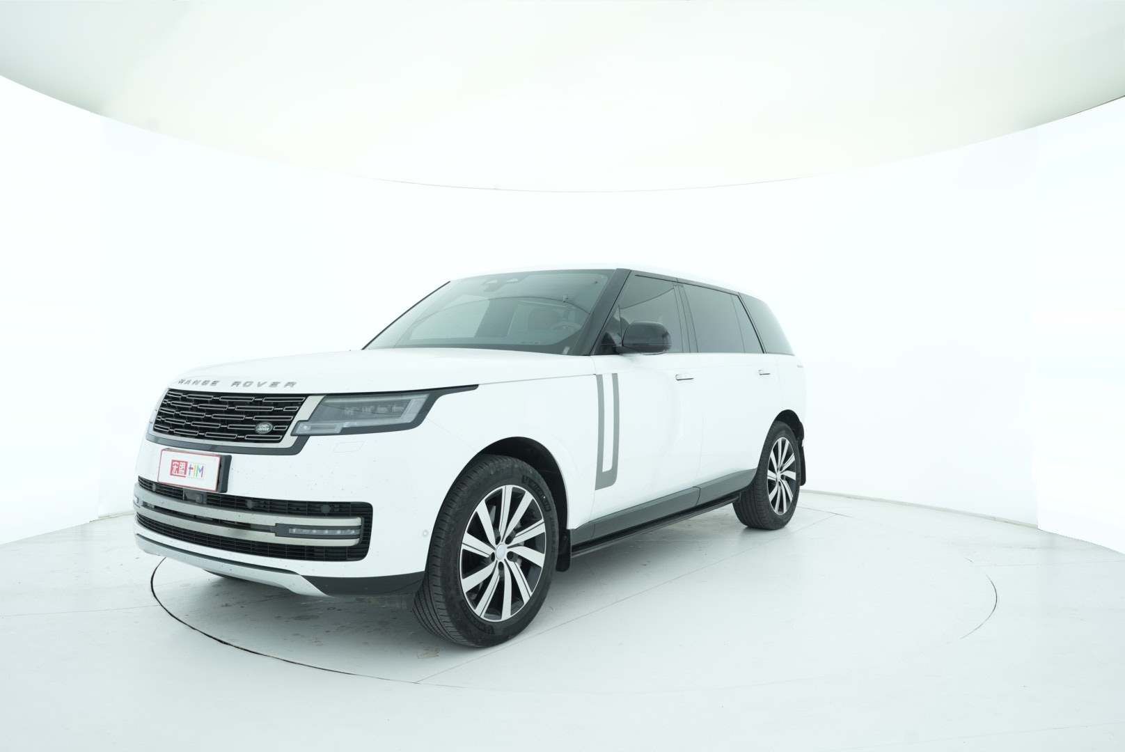 Land Rover Range Rover 2024 — фото 1