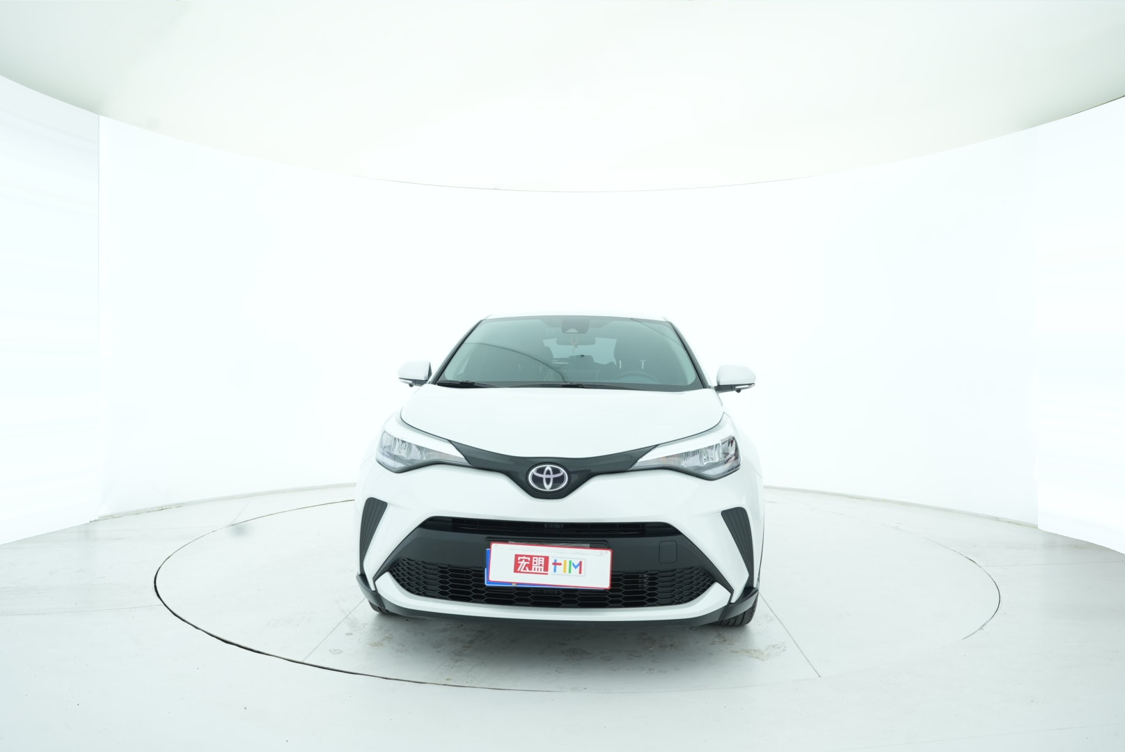 Toyota C-HR 2023 — фото 16