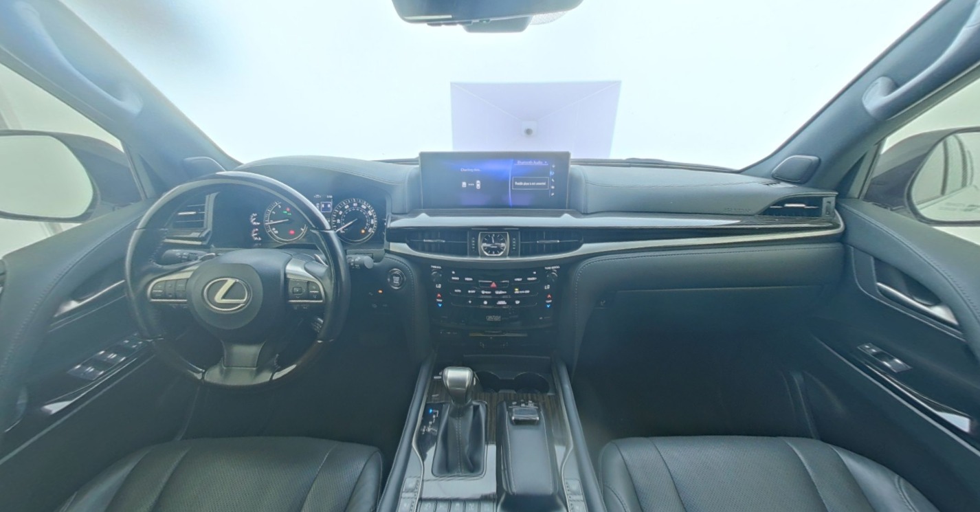Lexus LX 2015 — фото 1