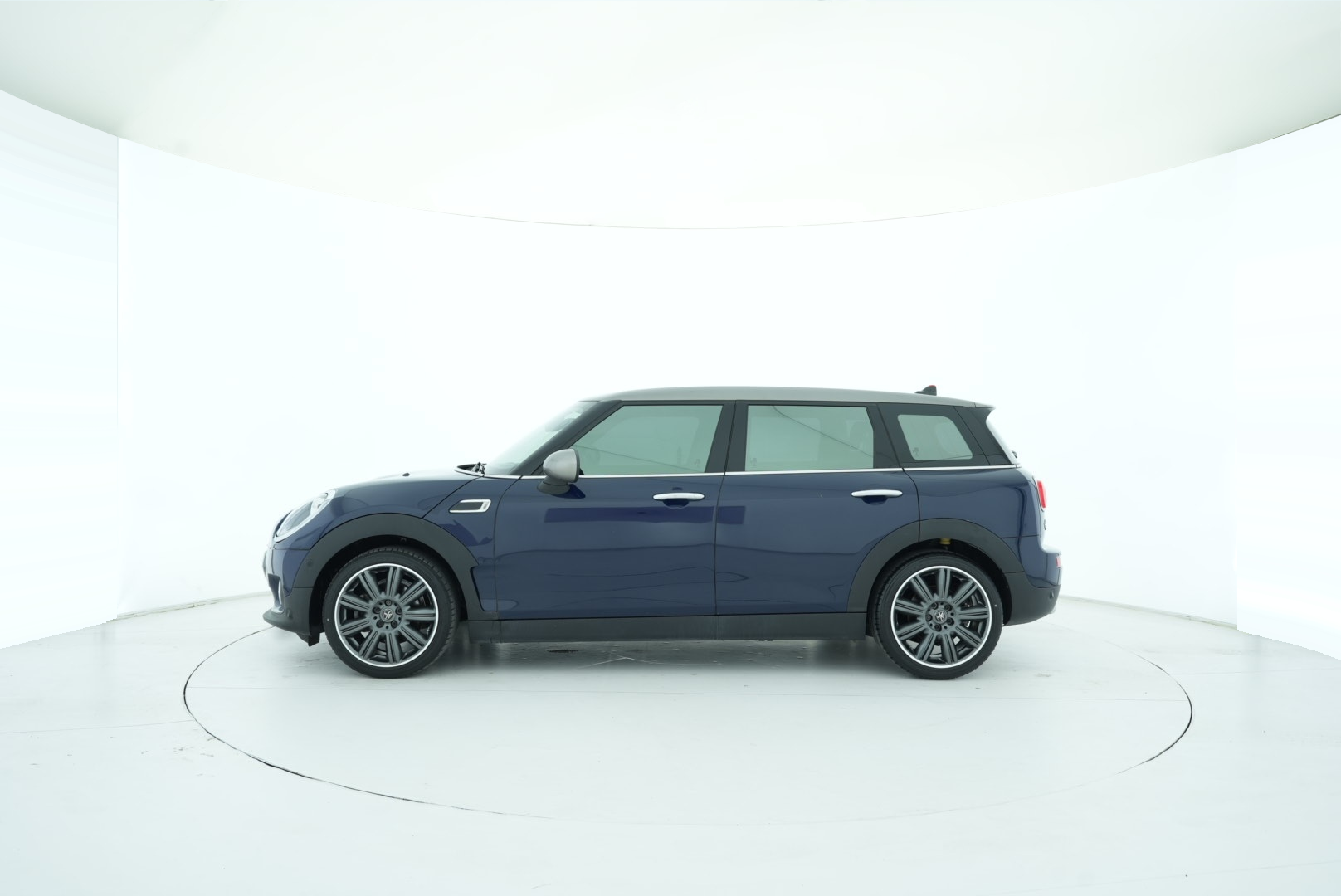 MINI CLUBMAN 2018 — фото 3