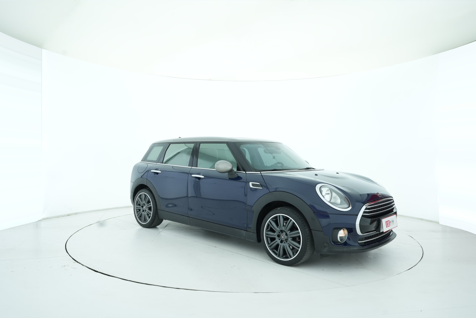 MINI CLUBMAN 2018 — фото 8