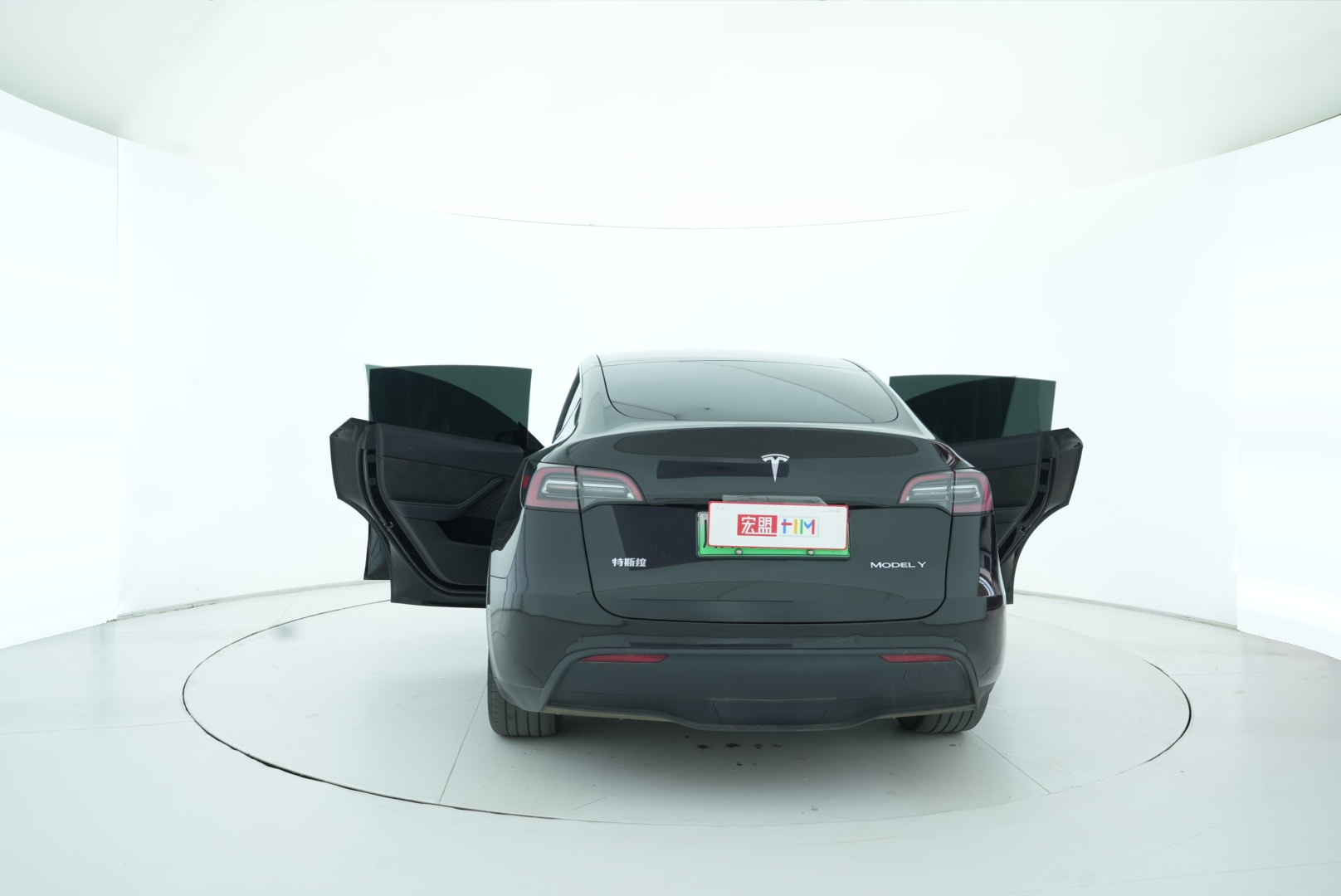 Tesla Model Y 2023 — фото 14