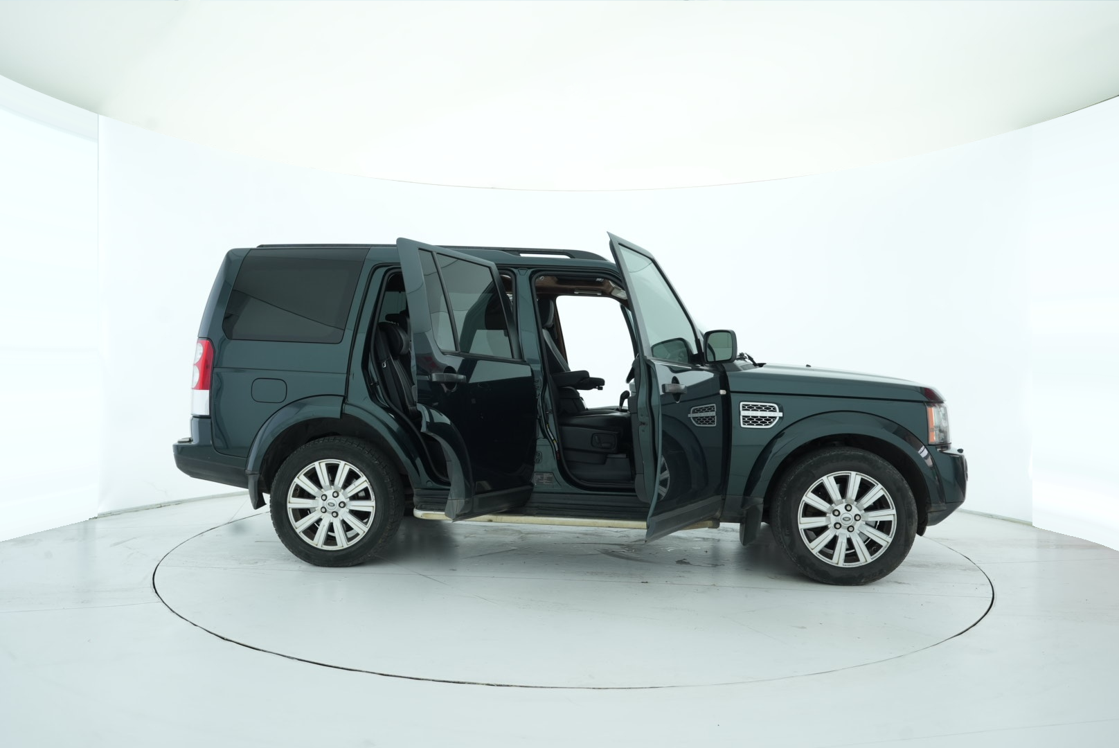 Land Rover Discovery 2013 — фото 10