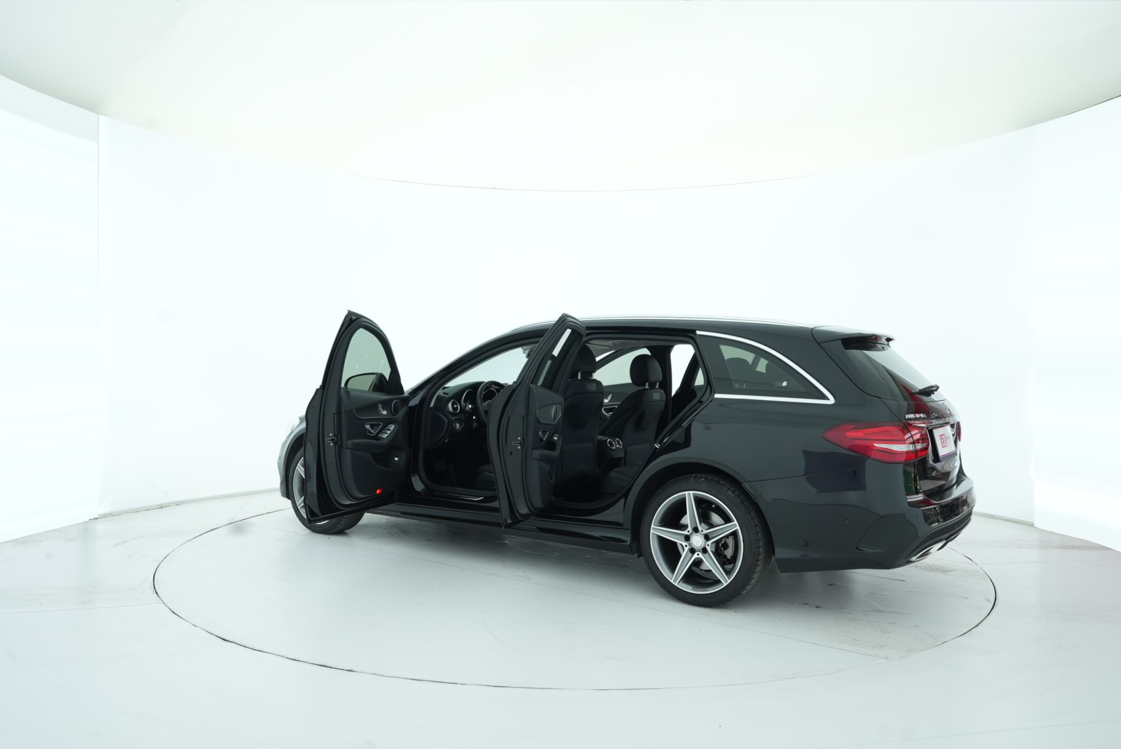 Mercedes Benz C-Class(Import) 2015 — фото 12