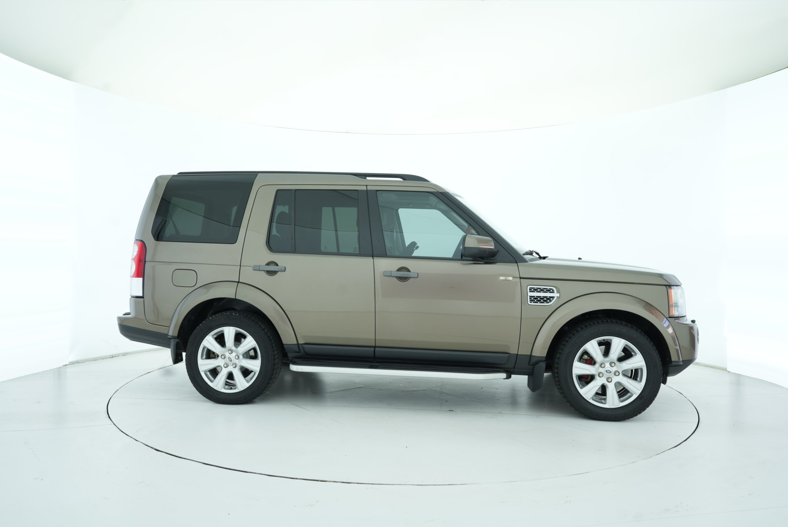 Land Rover Discovery 2013 — фото 7