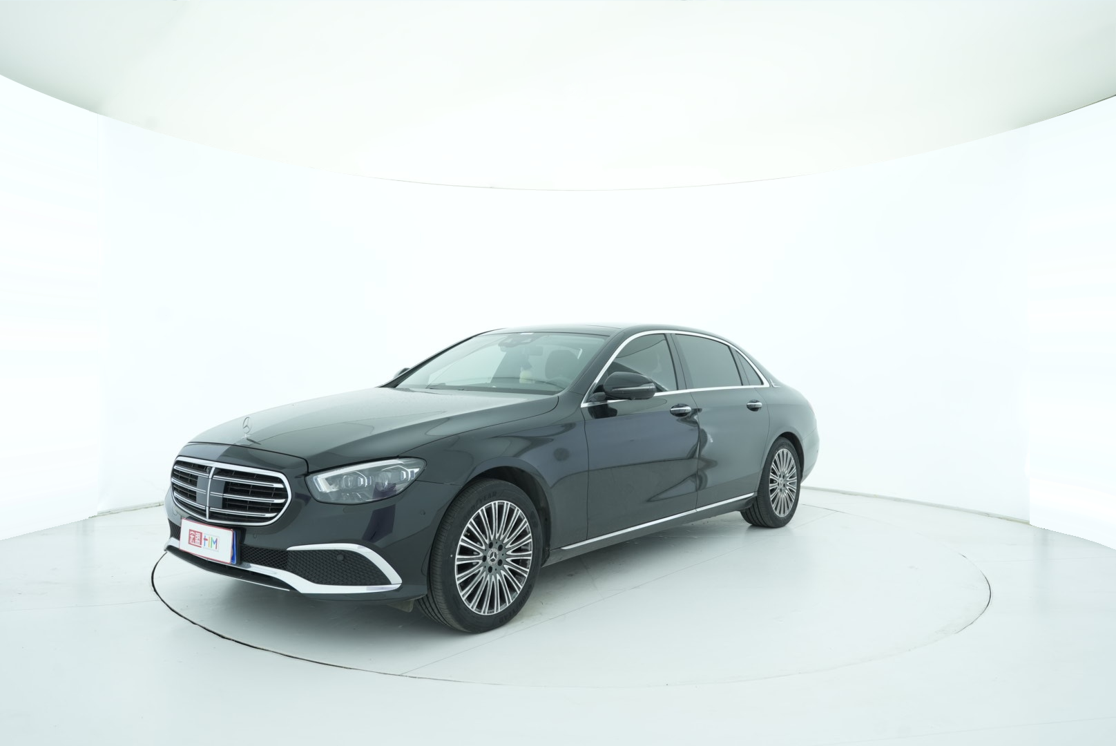 Mercedes Benz E-Class 2022 — фото 2
